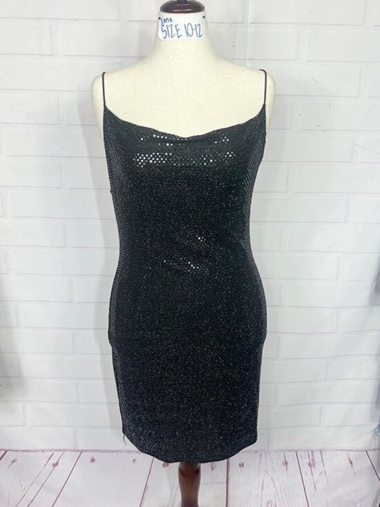 Dresses & Skirts - Black Sparkly Dress